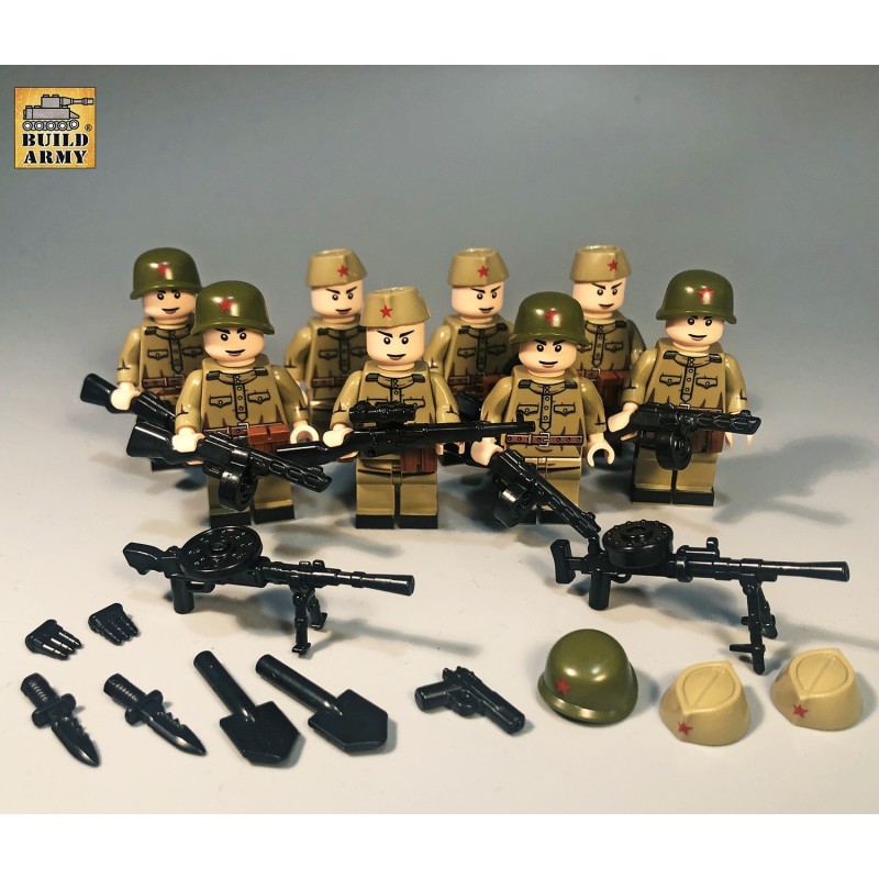 Lot de 8 Soldats Russes